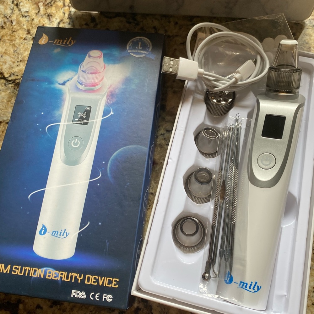 Microdermabrasion machine